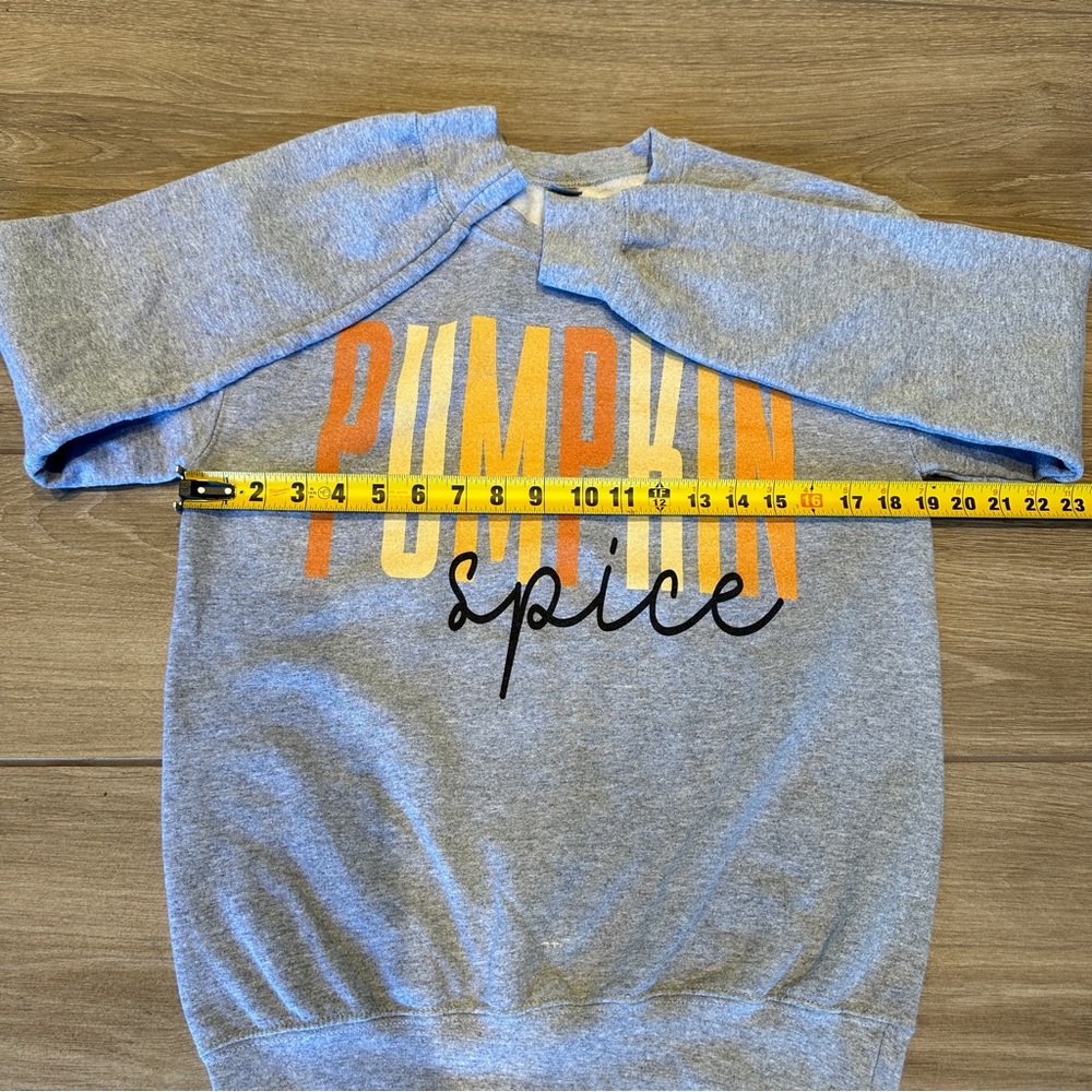 Fall Pumpkin Spice Crewneck Sweatshirt Size S - Picture 7 of 8